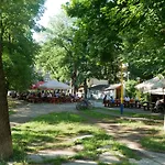 아파트 Letna, Ac & Garage 89m2 And 44m2 코시체