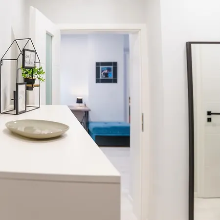 Letna, Ac & Garage 89m2 And 44m2 Appartement