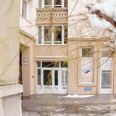 Apartments Letna, Ac&Garage 89M2 *