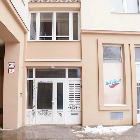 Apartments Letna, Ac&Garage 89M2 דירה *