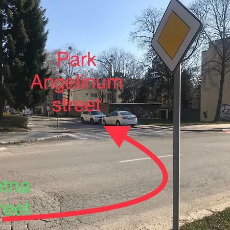 Letna, Ac & Garage 89m2 And 44m2 Apartmán